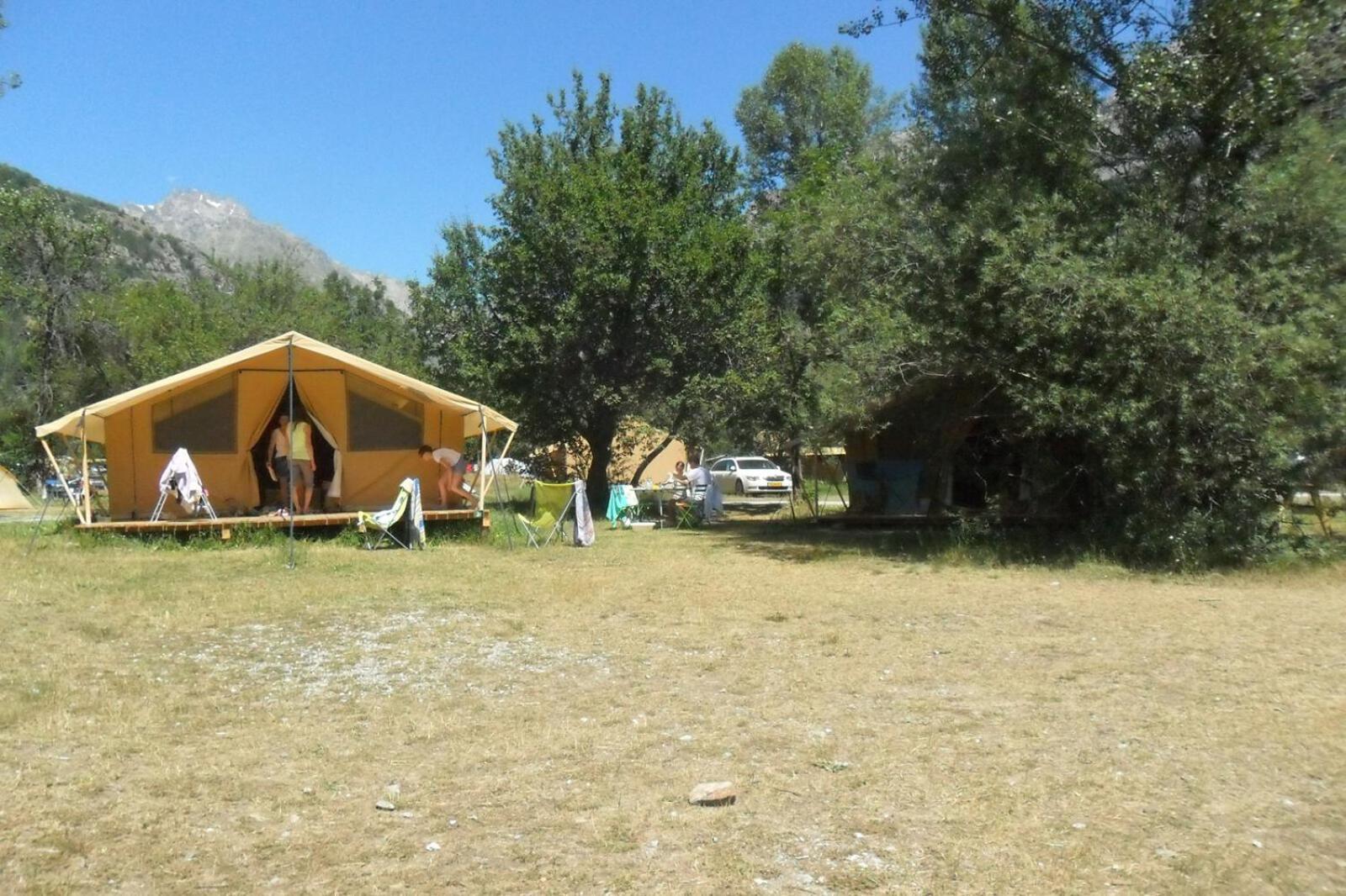 Huttopia Vallouise Rom bilde